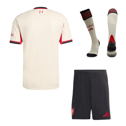 Liverpool Bortedraktsett 3-deler 2025/26