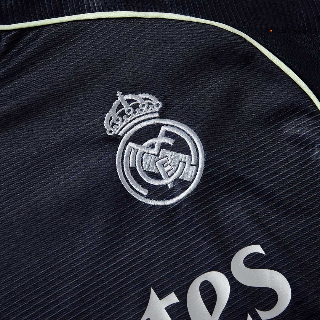 Real Madrid Bortedrakt 2025/26 – MBAPPÉ #10 [PREMIUM]