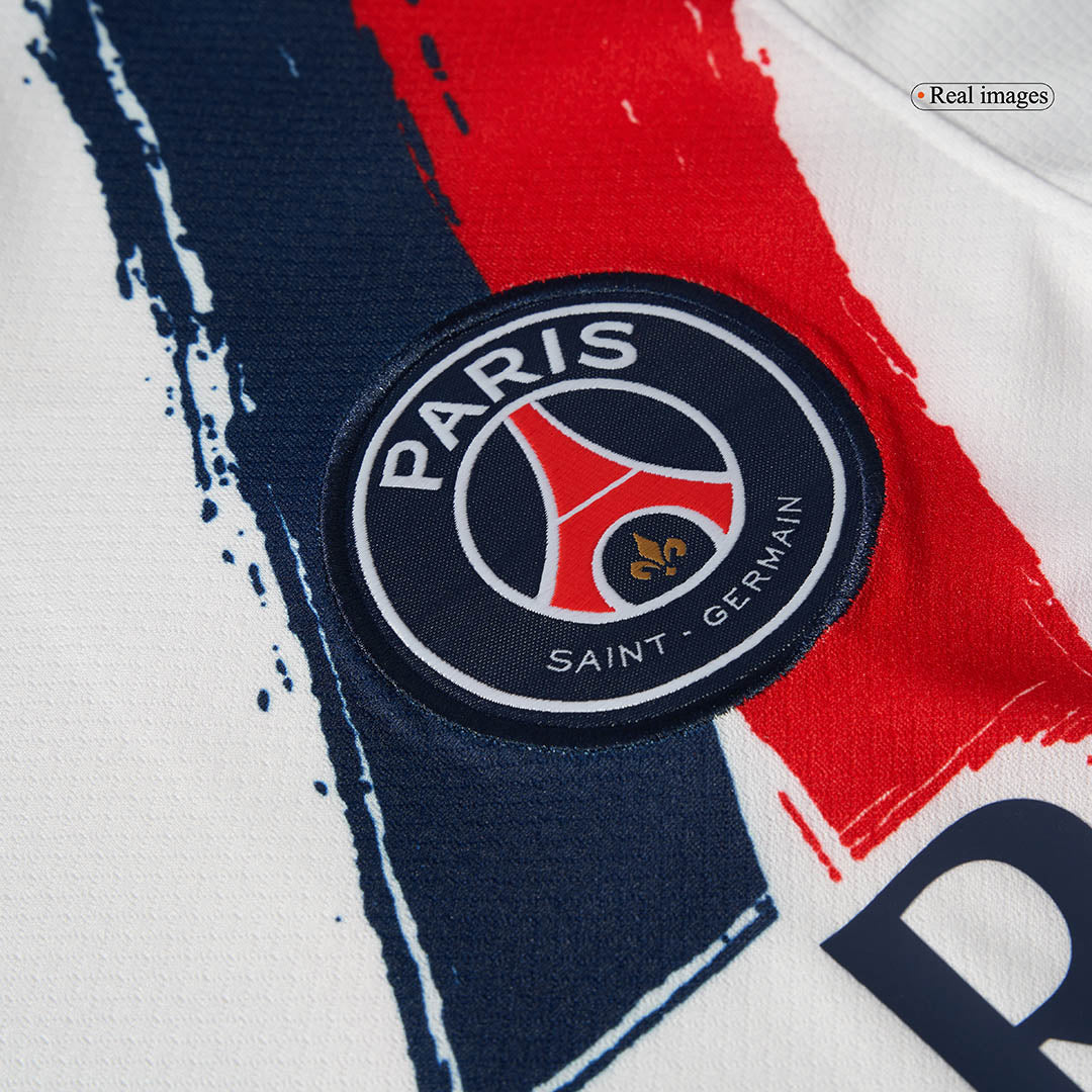 PSG Bortedrakt 2025/26 – KVARATSKHELIA #7