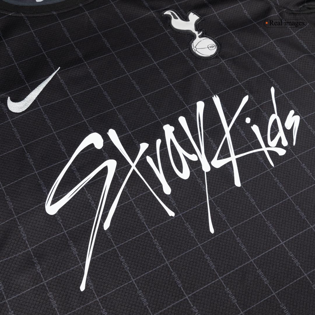 Tottenham Hotspur Spesialdrakt 2025/26 x Stray Kids