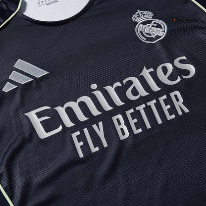 Real Madrid Bortedrakt 2025/26 – MBAPPÉ #10 [PREMIUM]